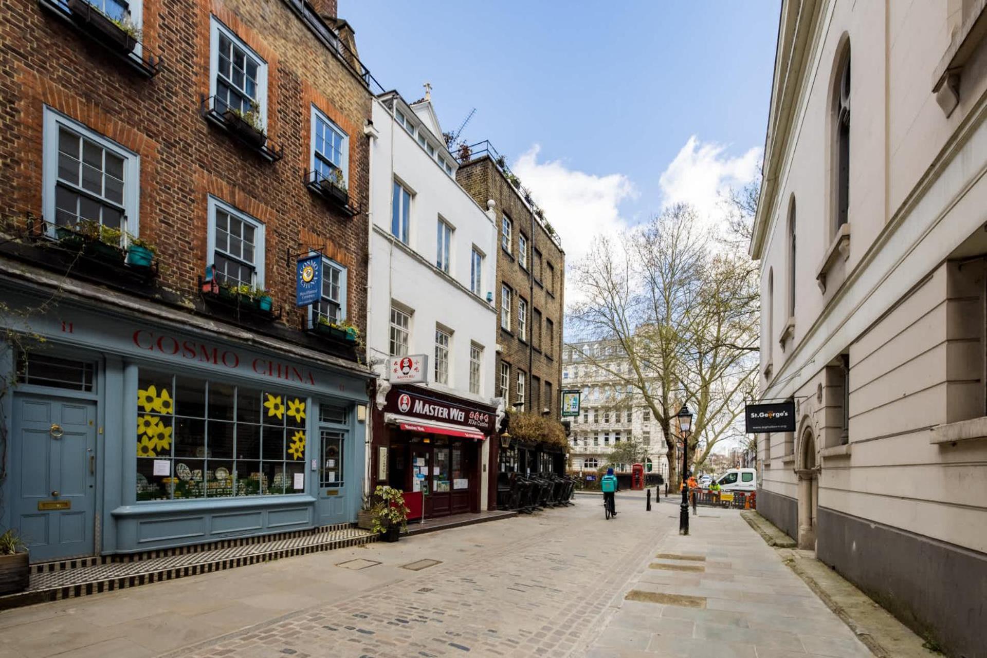 Contemporary 1 Bedroom Bloomsbury Apartment London Exterior photo